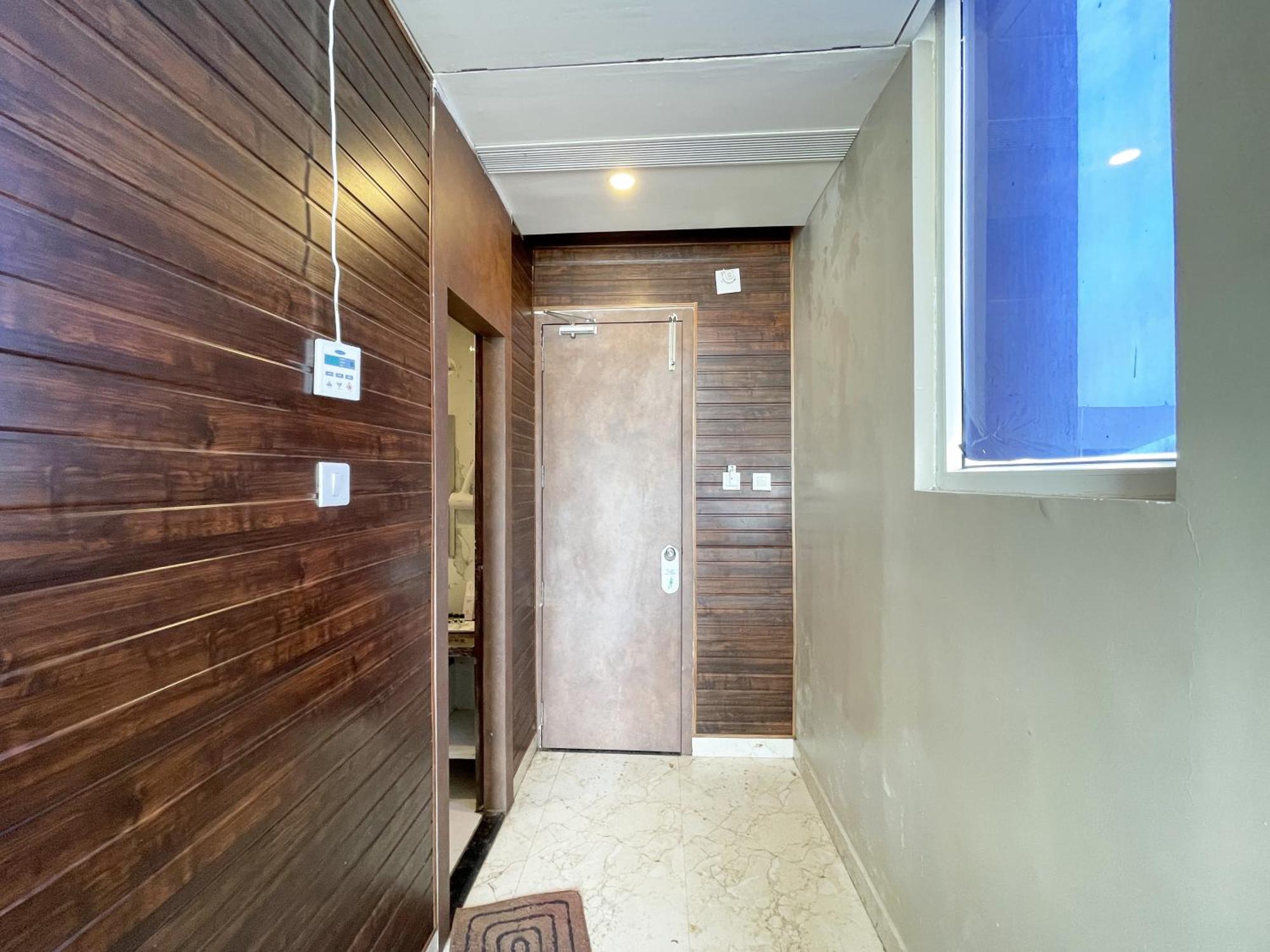 Hotel Tbs In Пурі Екстер'єр фото