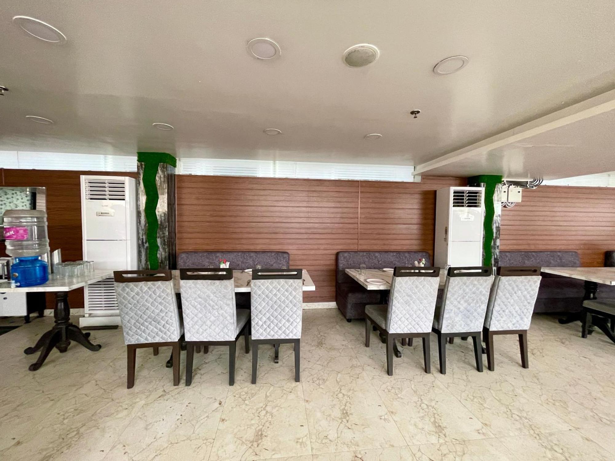 Hotel Tbs In Пурі Екстер'єр фото