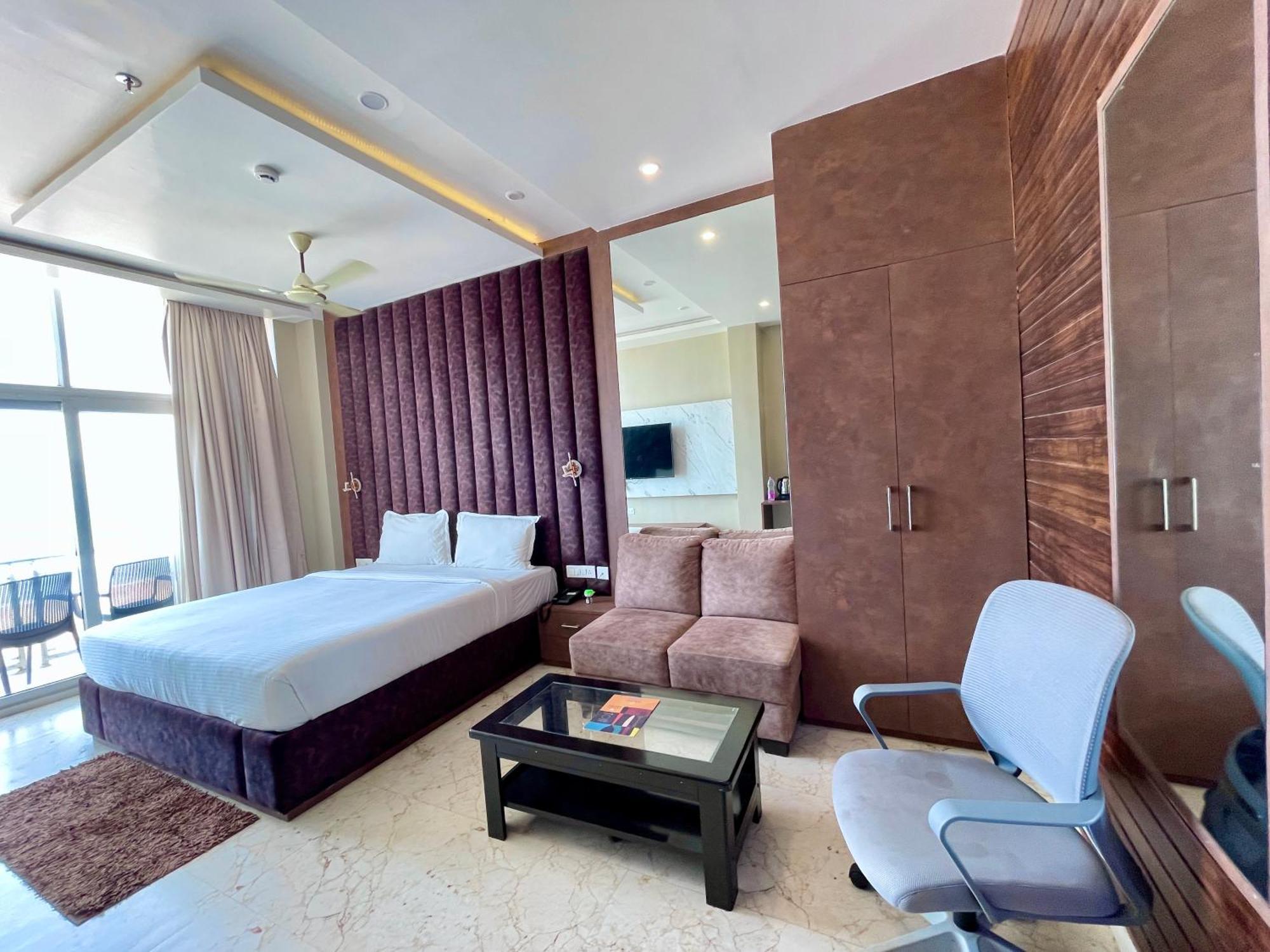 Hotel Tbs In Пурі Екстер'єр фото